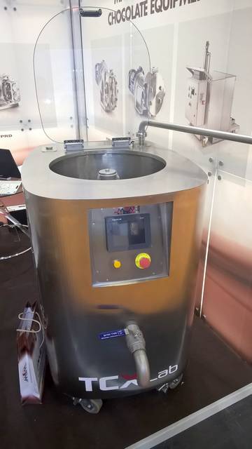 mixing tank for chocolate
