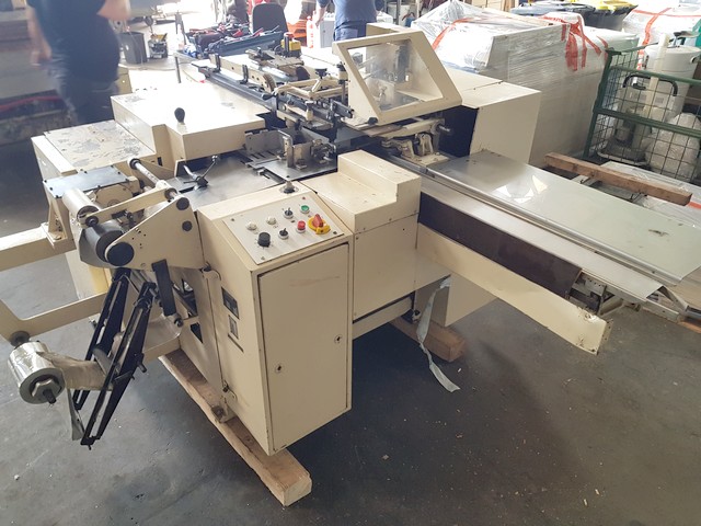 wrapping machine for bars